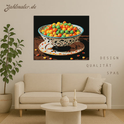 Süßigkeiten-Faust in der Halloween-Schale | Malen nach Zahlen-Zahlmaler.de