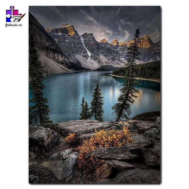 Der blaue See in den Bergen | Malen nach Zahlen-Zahlmaler.de
