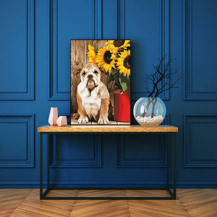 Der kleine Bulldog mit seinen gelben Sonnenblumen | Malen nach Zahlen-Zahlmaler.de