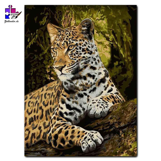 Der Leopard unter den Baumkronen | Malen nach Zahlen-Zahlmaler.de