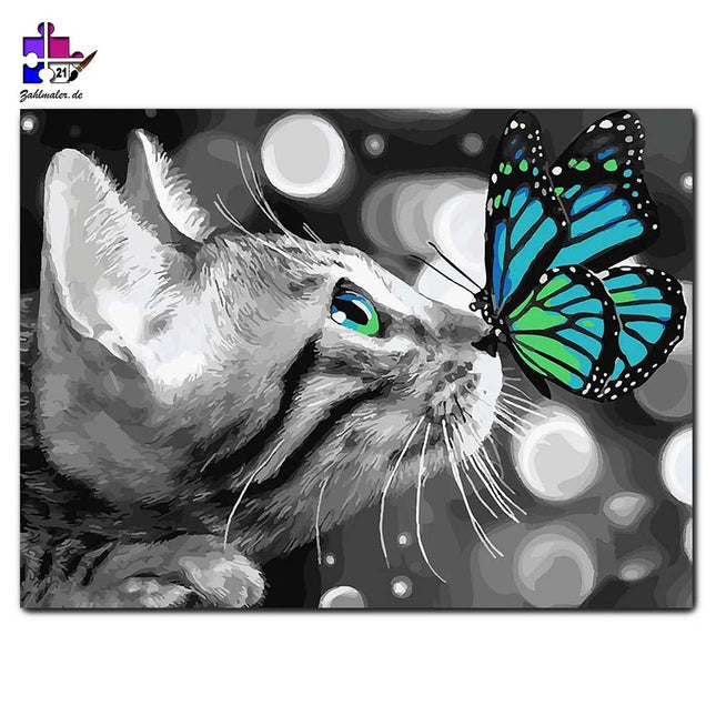 Die Katze und der Schmetterling - schwarz-weiß | Malen nach Zahlen-Zahlmaler.de