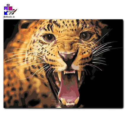 Fauchender Leopard mit scharfen Zähnen | Malen nach Zahlen-Zahlmaler.de